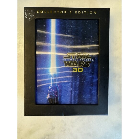 STAR WARS: The Force Awakens [Blu-ray 3D + 2D] Collector's Edition Set - Picture 1 of 7